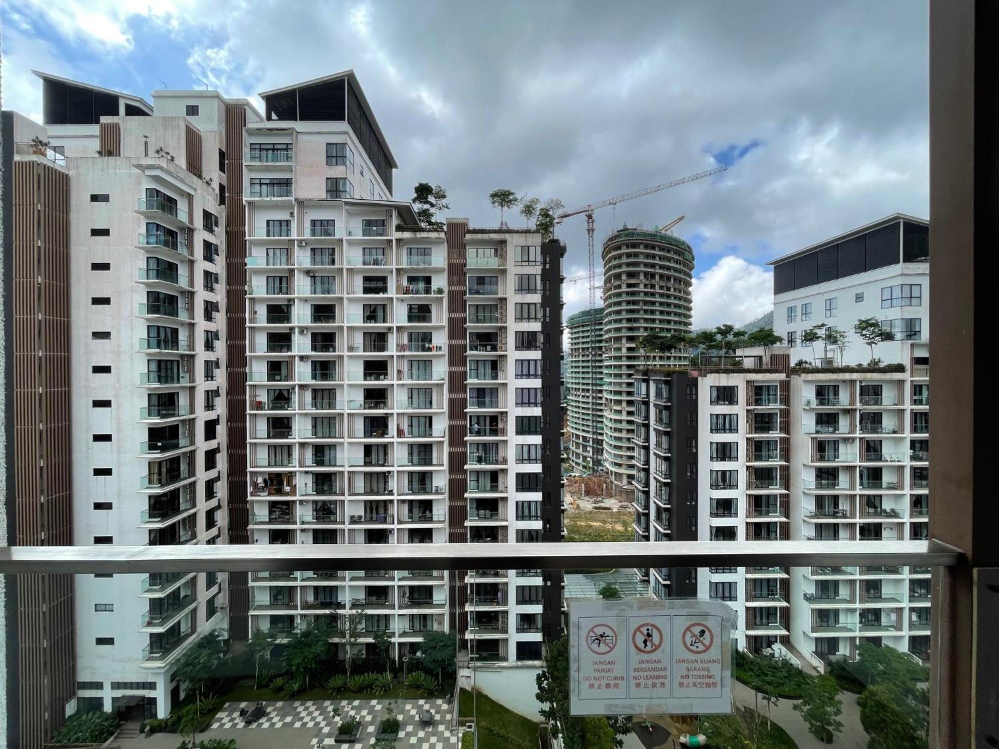 Midhill Studio Apartment By Aurorahomes مرتفعات جنتنغ المظهر الخارجي الصورة
